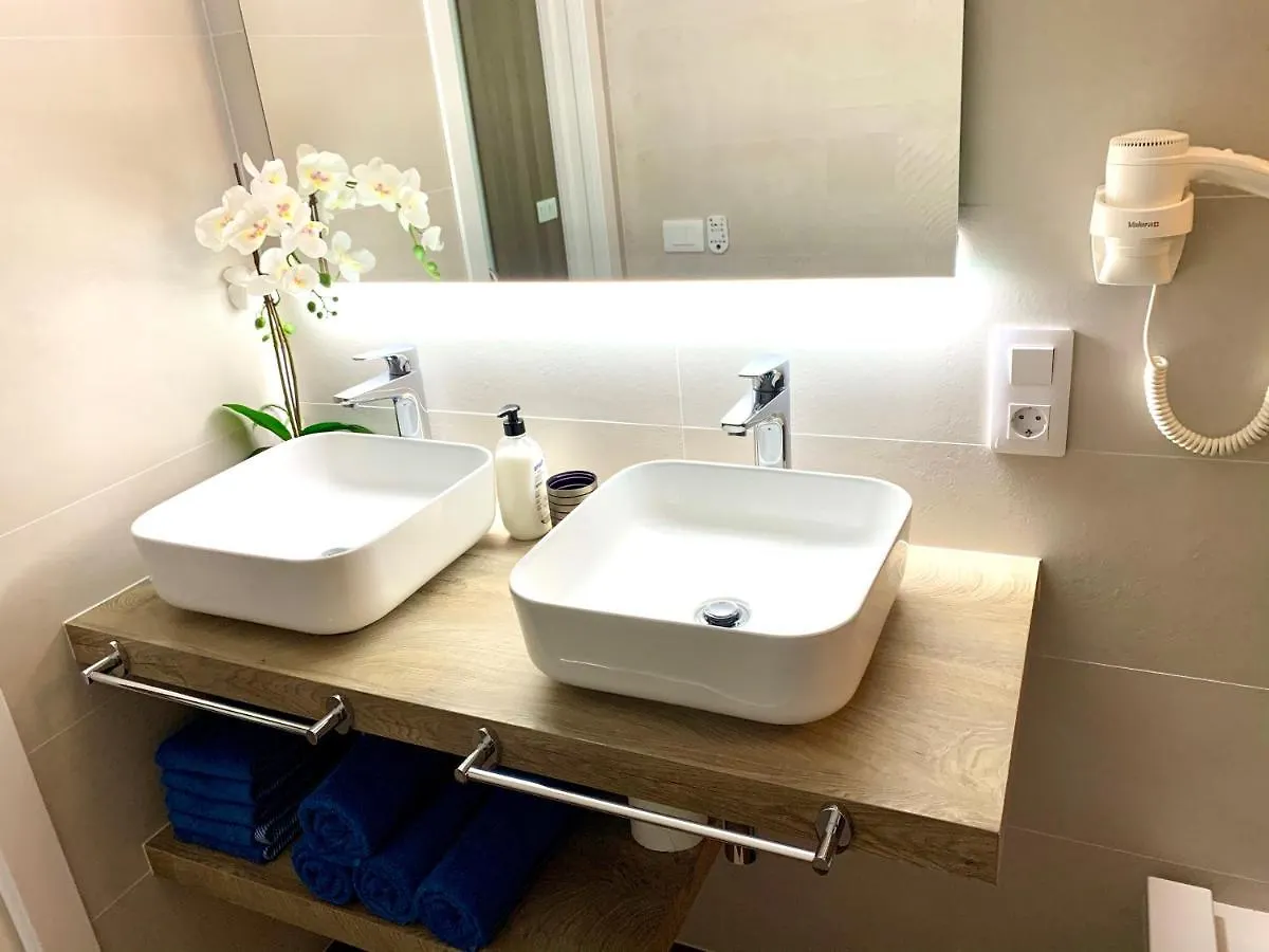Los Cristianos Costamar Apartment 0*, Los Cristianos (Tenerife) Spagna
